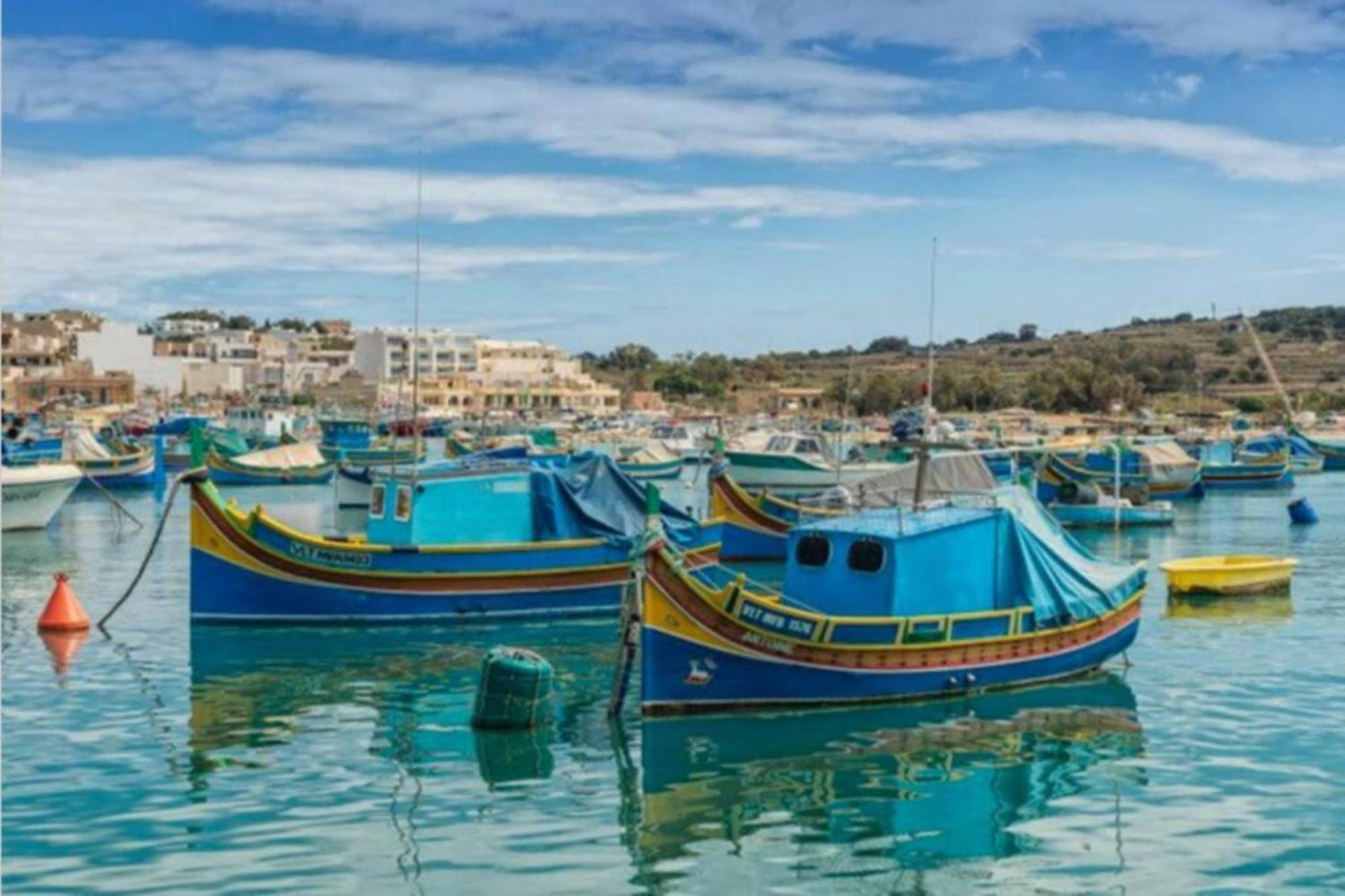 Authentic Gf Apartment With Terrace At The 3 Cities Marina Cospicua Bagian luar foto